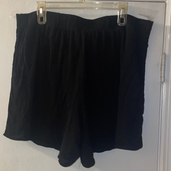 torrid Pants - Women's Black Shorts​